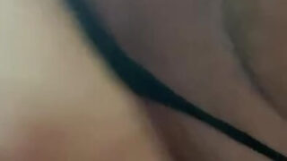 Klip gadis solo gay melancap dengan dildo