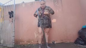 Naughty Muddy Seduction Clean Up