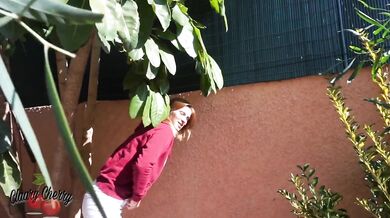 My bladder is almost bursting, I'll let it out in the neighbour's garden! - Claary Cherry