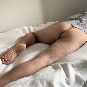 I wake up horny and fuck my pillow dry and then masturbate until my cum ejaculates