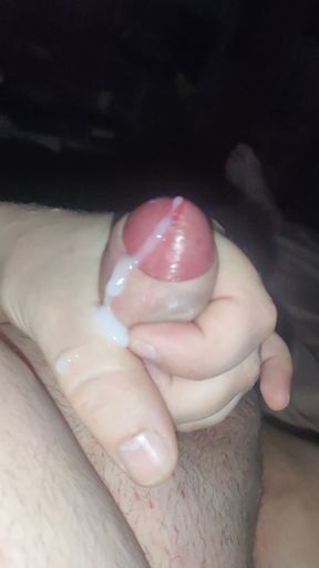 Sheppard42 enjoys himself again in bed at night