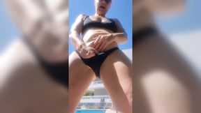Outdoor solo sessions, poolside, park, or terrace, she loves to display her wet mature pussy&#x270C;