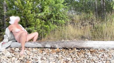 Russian MILF Piss Record Challenge Outdoors Gushing