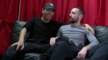 2446 JIMY fucked by straight arab for money