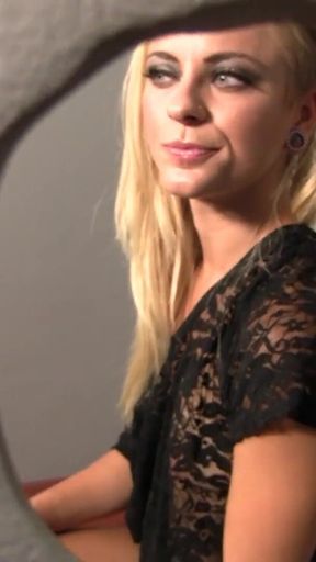 Cameron Canada loves blowjob and cum in mouth