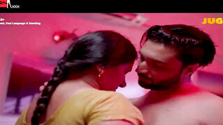 Indian Desi Girl's Hot Dance Off - Bollywood Style
