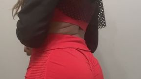 Car farts in booty shorts and more