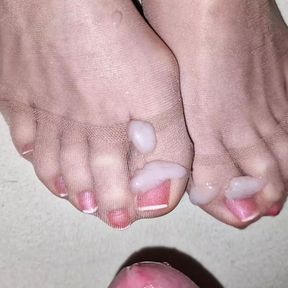 Cum on pearl france toenails in nylon