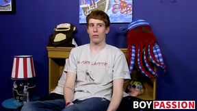 Guy with red hair gets interviewed before a solo session