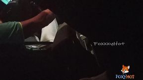 regresando caliente de una fiesta con mi esposo se me antoja tener sexo con el chofer uber