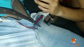 regresando caliente de una fiesta con mi esposo se me antoja tener sexo con el chofer uber