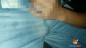 regresando caliente de una fiesta con mi esposo se me antoja tener sexo con el chofer uber