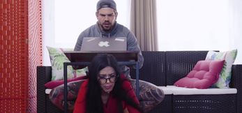 MILF Julia De Lucia gives sloppy BLOW JOB while wearing