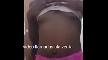 MORENITA CON GANAS DE COGER