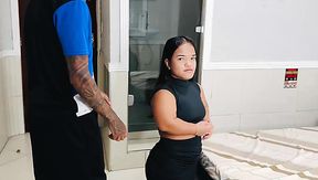 Midget girl loves a good dick inside