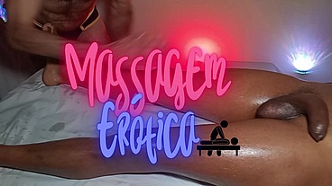 Massagem tântrica interativa com finalização sexual.