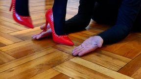 Red Stilettos Hand Crush (Full HD)