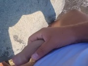 AMATORIALE - (SBORRATA ITALIANA PUBBLICA) Mio FRATELLO si ECCITA in PUBBLICO