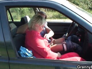 GRANNYBET - 80 years old golden-haired granny drilled roadside