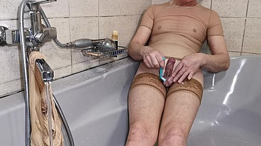 Behind the Scenes - Sissy Slut Michelle Prepares for a Lady Visit