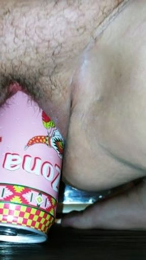 Chubby teen milf fucks loose pussy and gapes wide