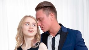 Stunning miniature teen Lightfairy is enjoying hot anal sex
