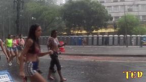 tudo que acontece no carnaval de rua de sao paulo - mirella mansur - ed j. - carolina carioca