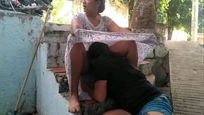 BIG ASS BRUNETTE CAUGHT SUCKING PUSSY UNDER HER SKIRT OUTDOORS UNTIL ORGASM