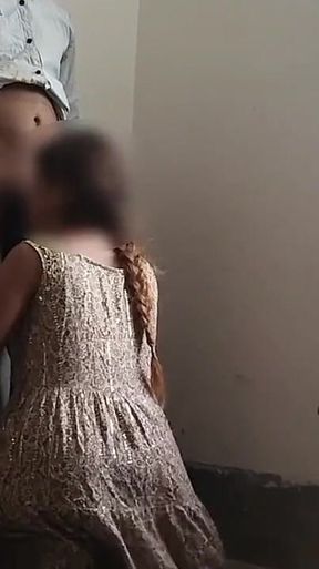 Desi Sauteli Behen Ko Padosi Stepuncle Ne Akele Room Me Chudai Kiya
