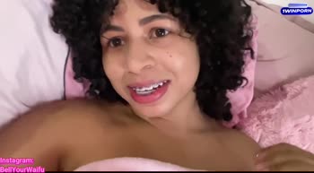 CuteBunnyBell's Morning Orgasm Fiesta: Colombian Cutie Wakes Up & Gets Off