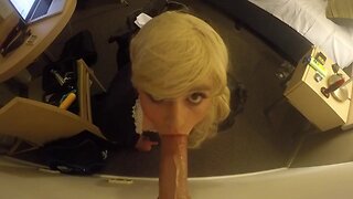 Amateurish cd maid loves pecker pov