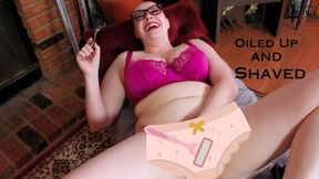 Oiled Up and Shaved - ft Jane Judge in this pussy shaving scene with oiling, masturbation, soft smooth skin and red nails as this buzz haired babe goes bald everywhere