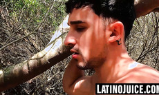 Dragon Rojo savagely fucks Will Schokolade like a slut