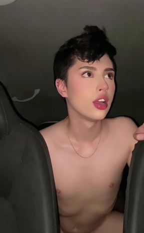 Cruising Beautiful Young Gay Boy Seduces Straight Uber Driver Fucks Him Bareback His Cute Tight Ass in His Car Creampie