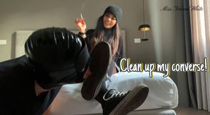 Clean up my converse!