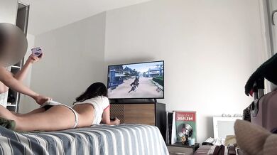 Fucking my girlfriend’s pussy while she’s gaming on her new ps5