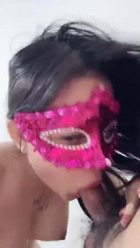 INDONESIAN EVANA FUCK LIVE WITH HER BOYFRIEND
