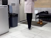 I called a slut to the sauna and fucked her without a condom