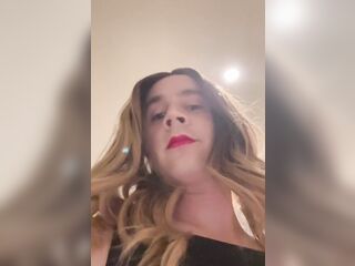 Sissy cums with a penis in her throat