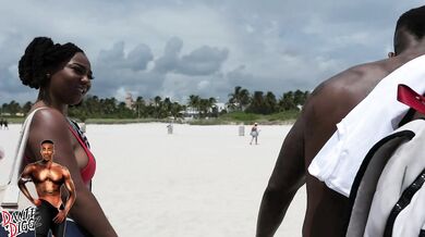 Big Tit Bubble Butt Ebony Baddie Quincy Roee Gets A South Florida Dick Down After Getting Off From Work