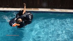 Madi B Frustrated by Leaks in Her Pool Floaties 4K (3840x2160)