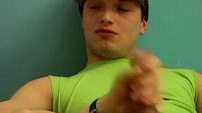 Sweaty and heavy smoked sex by straight buddies Jarmil Jagr and Sivok