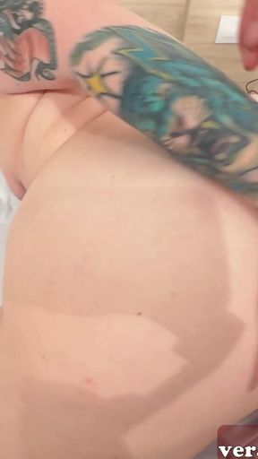 Epic moment from &quot;Chubby model Miss Booty tries first EroCom sex date with German user&quot;
