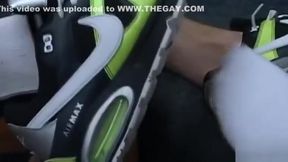 Tenis Nike, meias, &amp;eacute s e muito sexo escravo (5 parte)