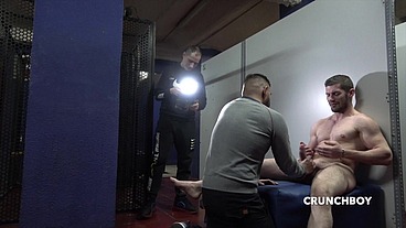 RAW SEX IN MADRID WITH MUSCLE BOY SO HOT AND SEXY