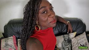 a negra da cor do pecado caiu no teste do sofa com o diretor safado - fernanda chocolatte - binho ted