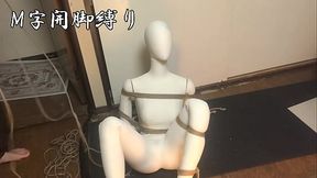 [Bondage video] M-shaped spread legs tied up