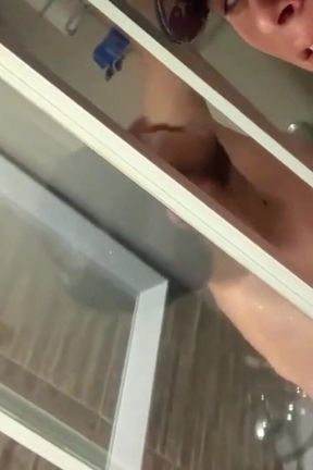 Latin Model Arrives for Her Exclusive Blowjob