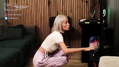 Quick blowjob before stepmom arrives - OwlCrystal