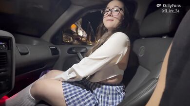 Sexy sch00lgirl gets on a stranger's car and they end up fucking -POV